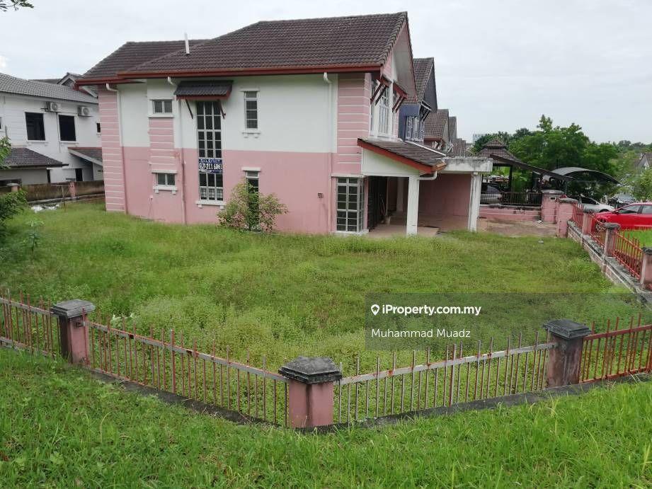 2sty Corner Semi D Seri Putra Kajang Freehold,Murah,Tanah Luas Betul