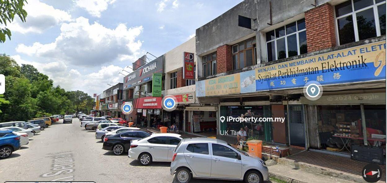 2 Storey shoplot @ Bandar Bukit Tinggi, Klang (Near Lotus)