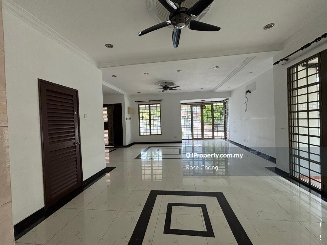 Semid for rent ,spacious and good envirement