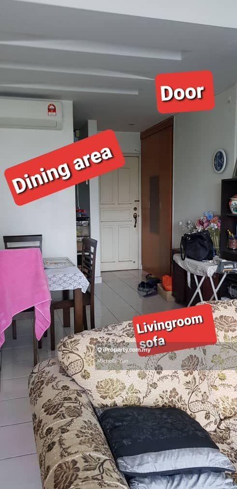 Freehold,vacant now,3r2b,1cp,low density,partial furnished,peaceful