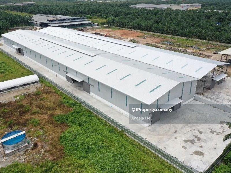 Semi-Detached Factory for Sale @ Telok Mengkuang Industrial Area