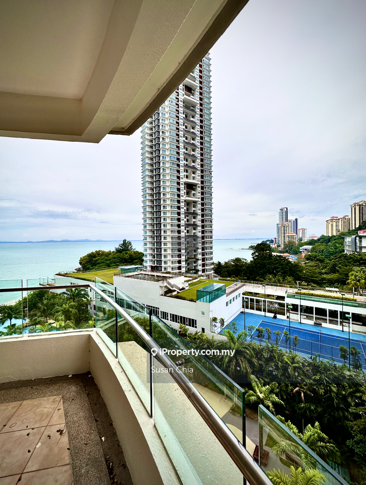 The Cove by the beach (Block B, Low Floor) in Tanjung Bungah.
