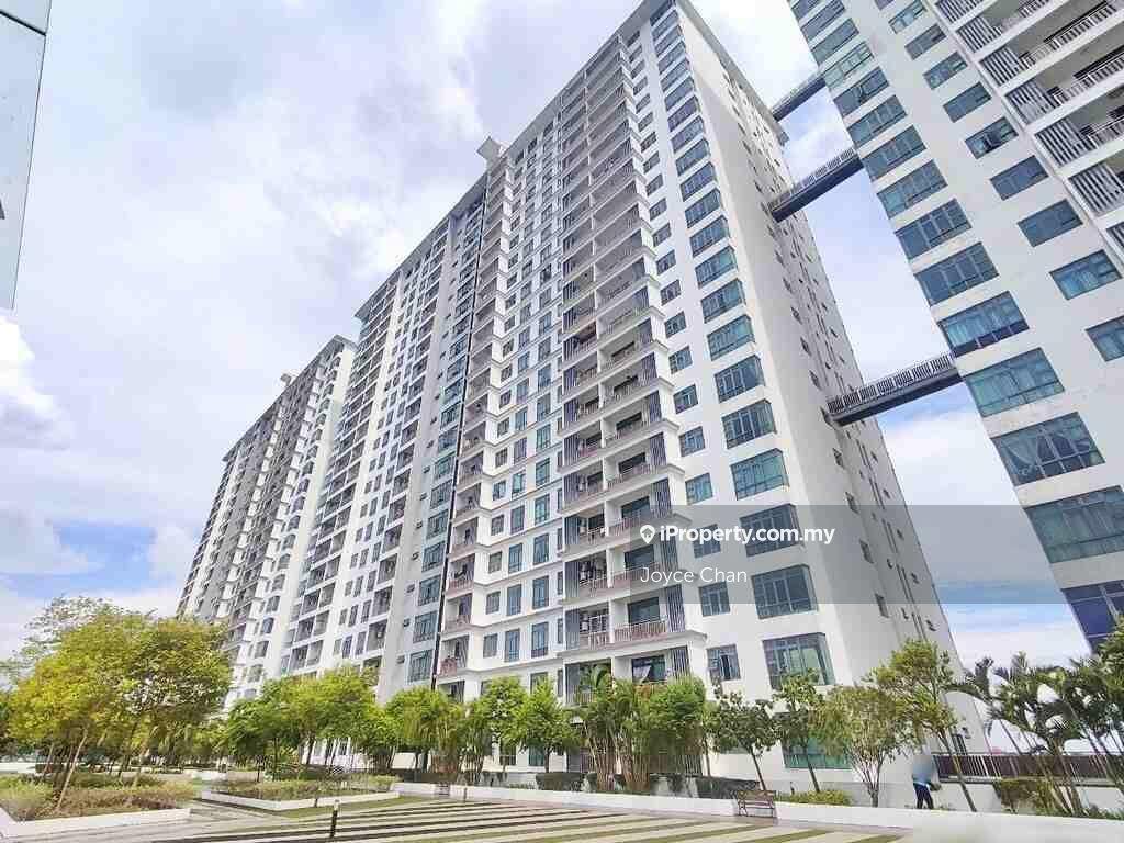 Freehold Service Apartment - Pangsapuri Kempas Indah, Johor Bahru