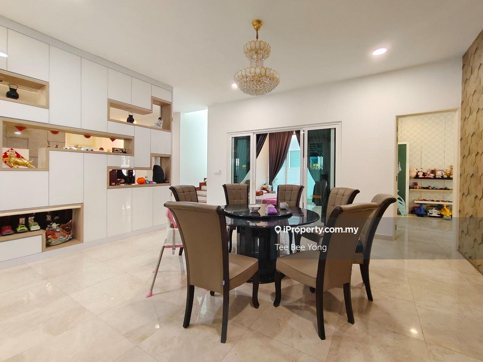 Renovated unit, Fully furnished