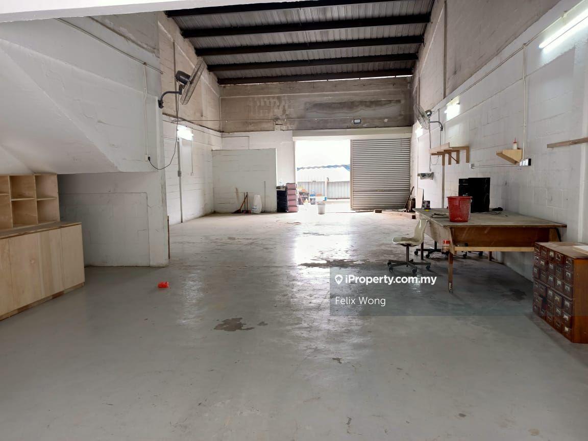Super Cheap Link Factory, Kajang Utama