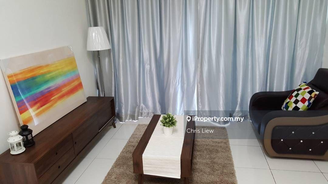 Sky Garden @ Setia Tropika fully furnished unit with pool view