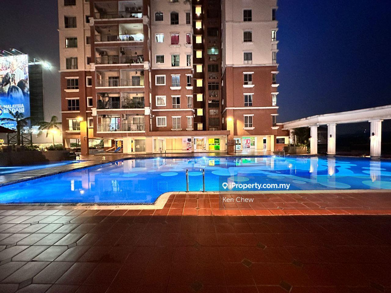 Fully Furnished Nice Renovation Unit Seri Kembangan Condo Rm300k