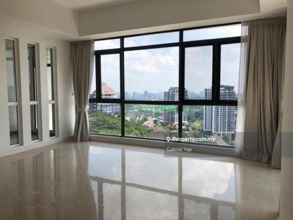 Exclusive & Private Corner Unit in A Luxury Residence w Calming View