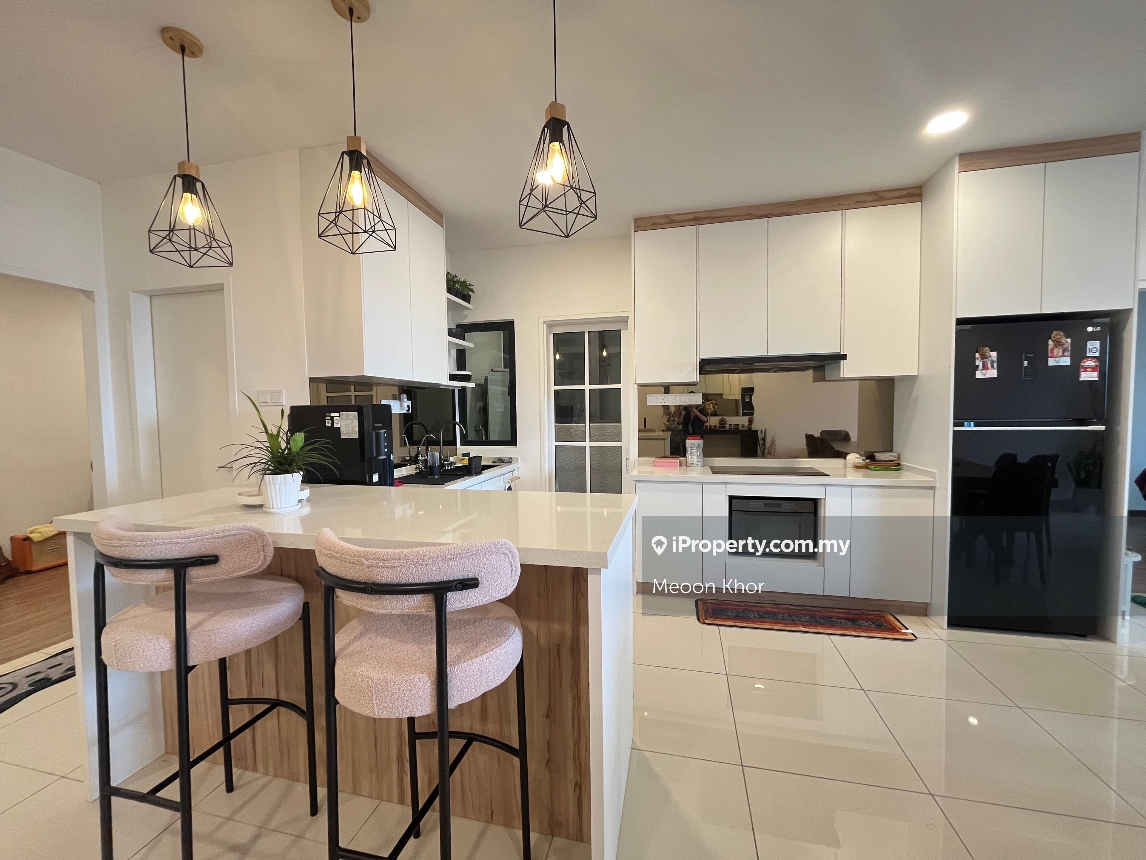 Fully Furnished, Spacious & Modern Design, Move In Condition