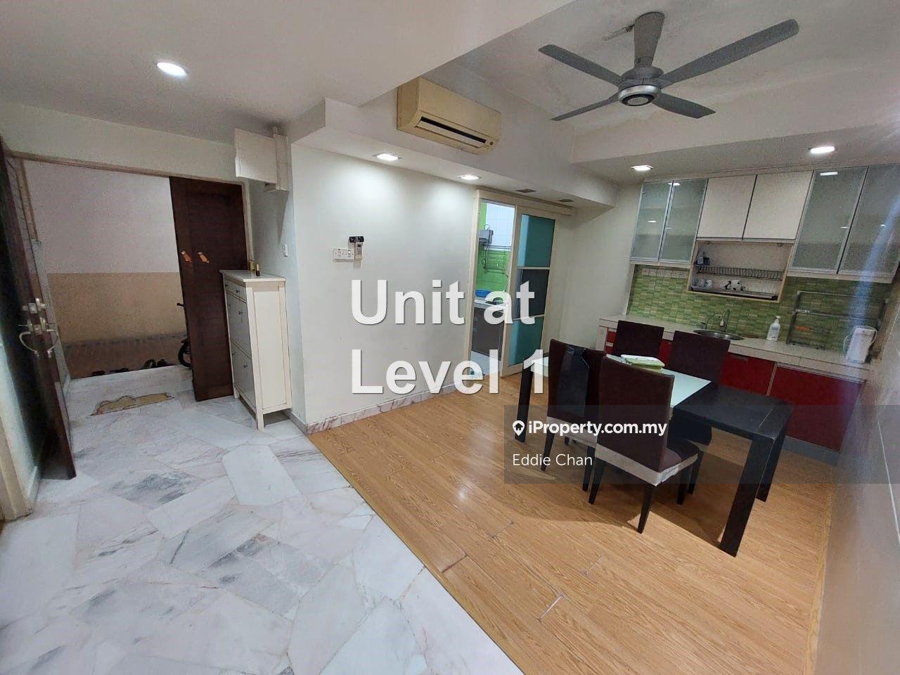 Level 1 Unit!, Freehold, Renovated, Well-Maintained