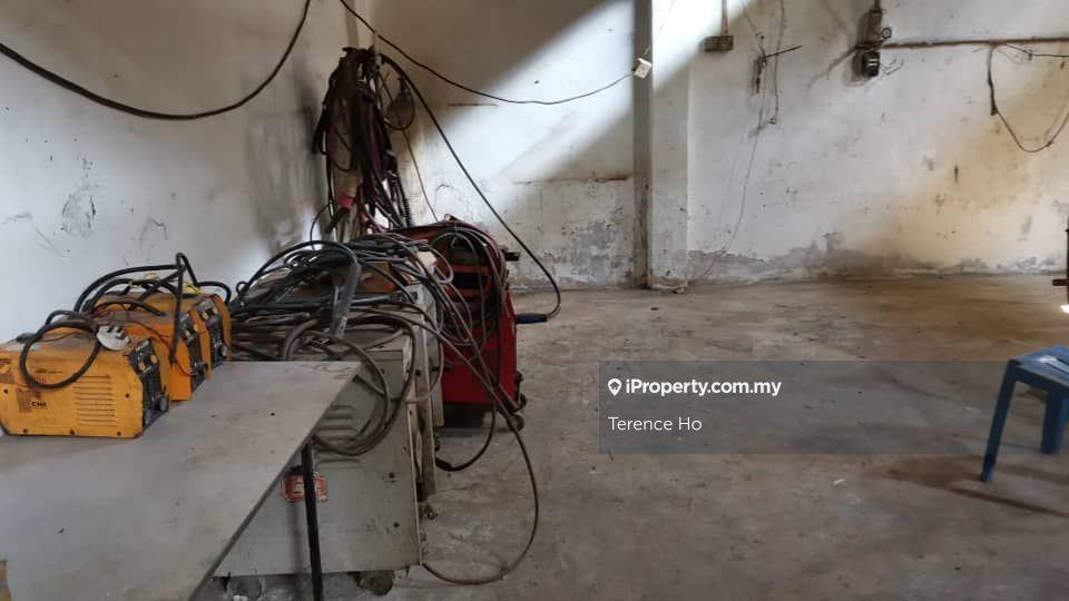 1.5 sty factory warehouse near ampang hulu langat jalan sungai tekali