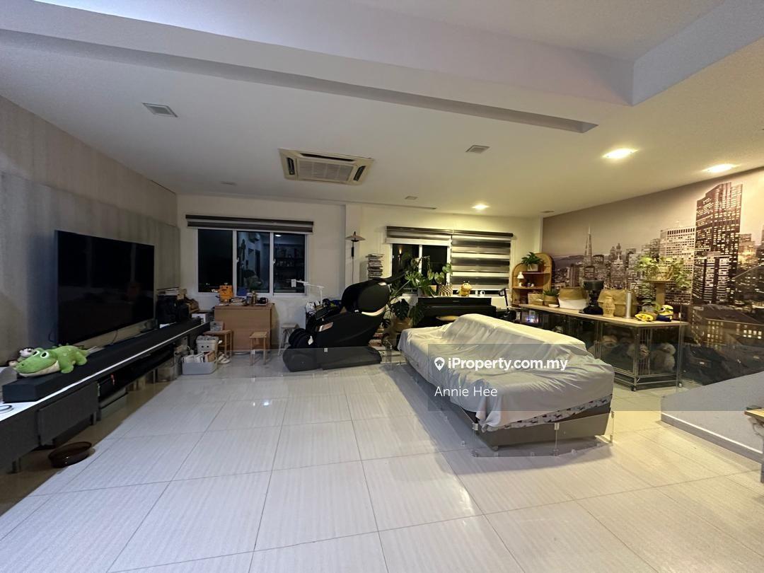 Iramanis Seri Borneo Condominium For Sale