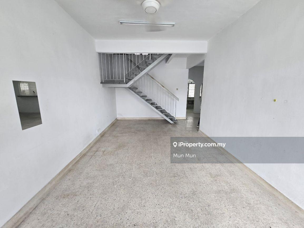 Value Buy 2 Storeys Terrace For Sale in Taman Midah