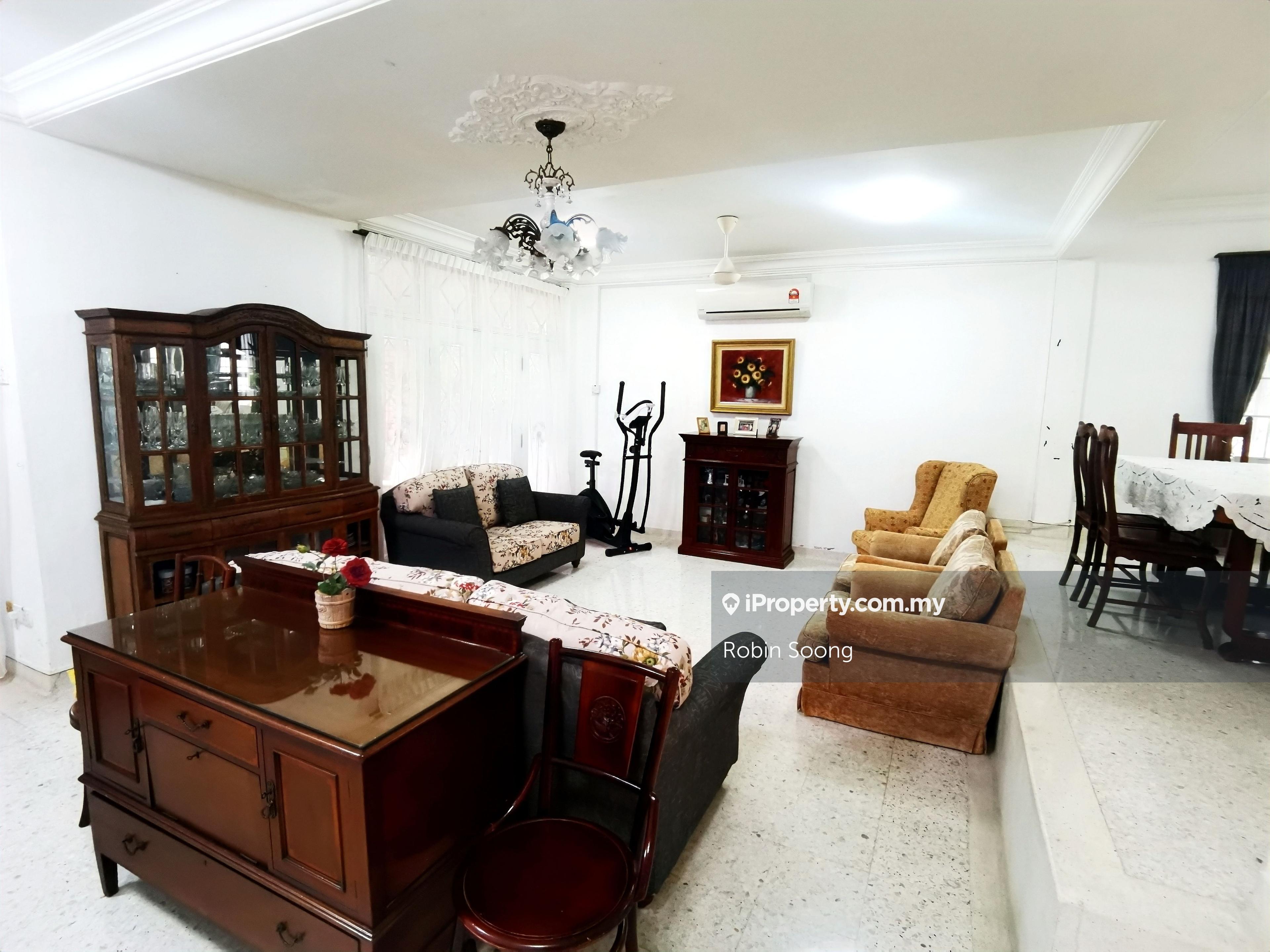 Semi-D house for Sale