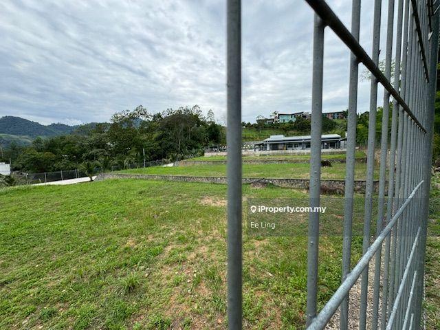 Bukit Tinggi Bentong bungalow land for sale,few available,gated
