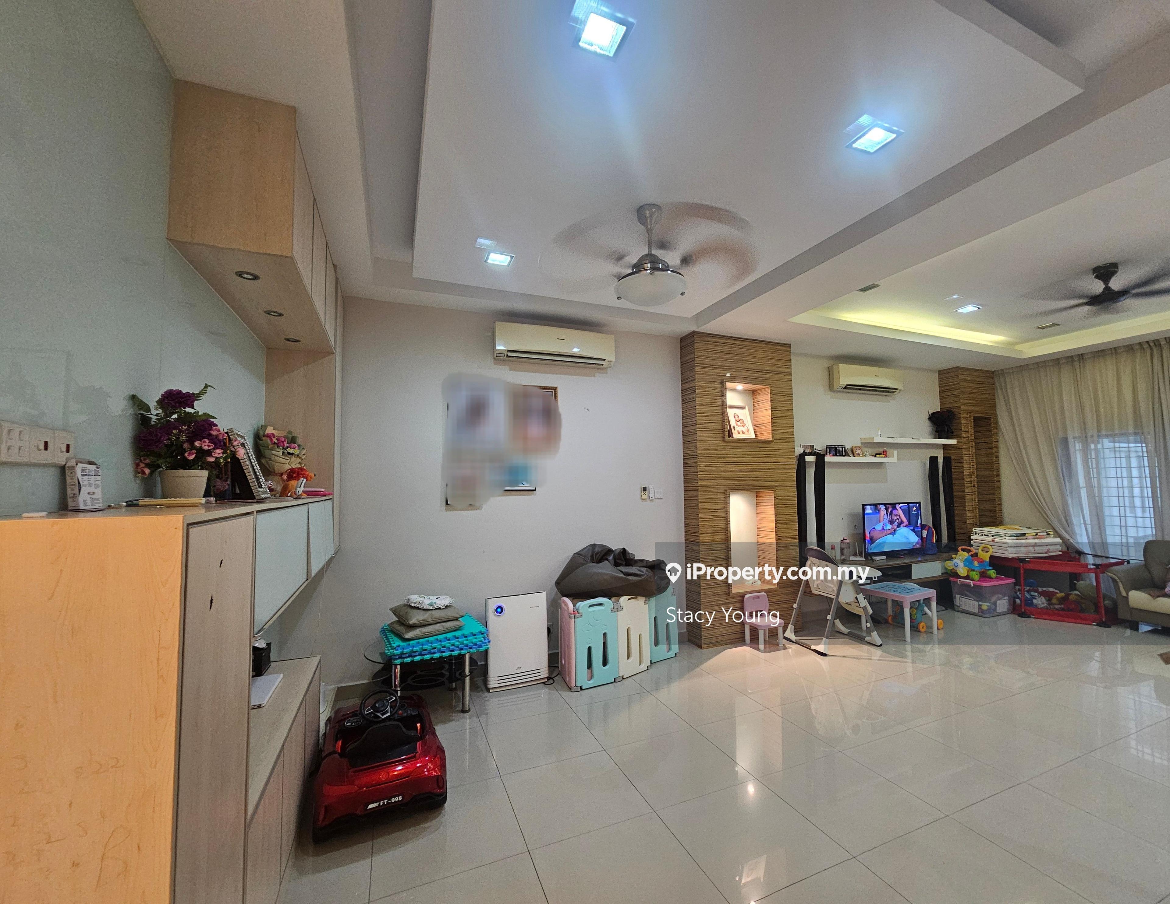 The Peak 3 Storey Terrace House 
