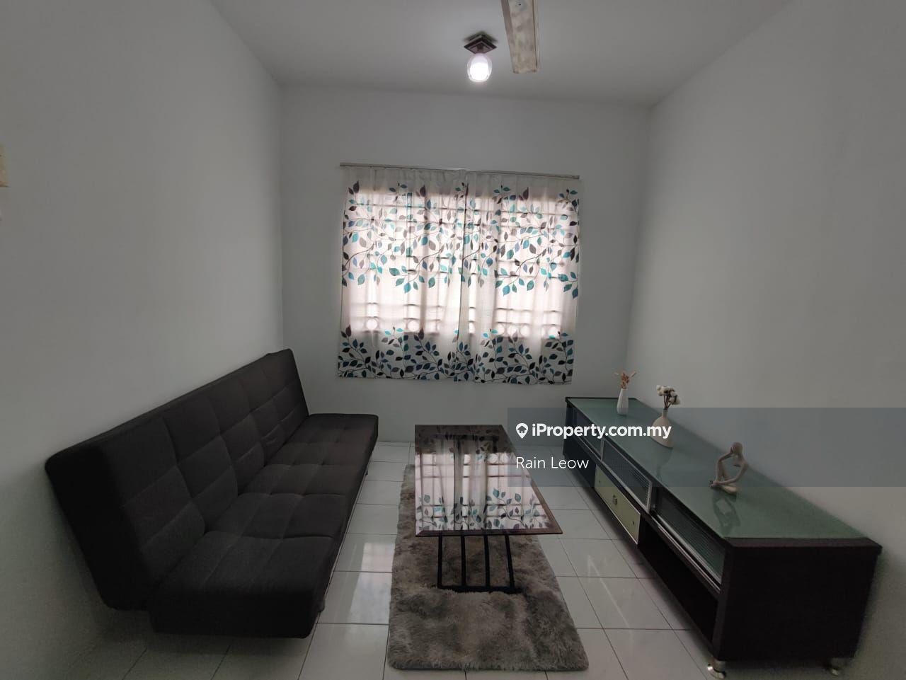 Vista Impiana Apartment At Seri Kembangan For Rent!