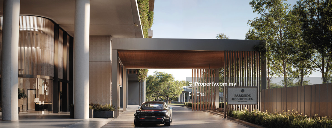 Luxury living by the central park