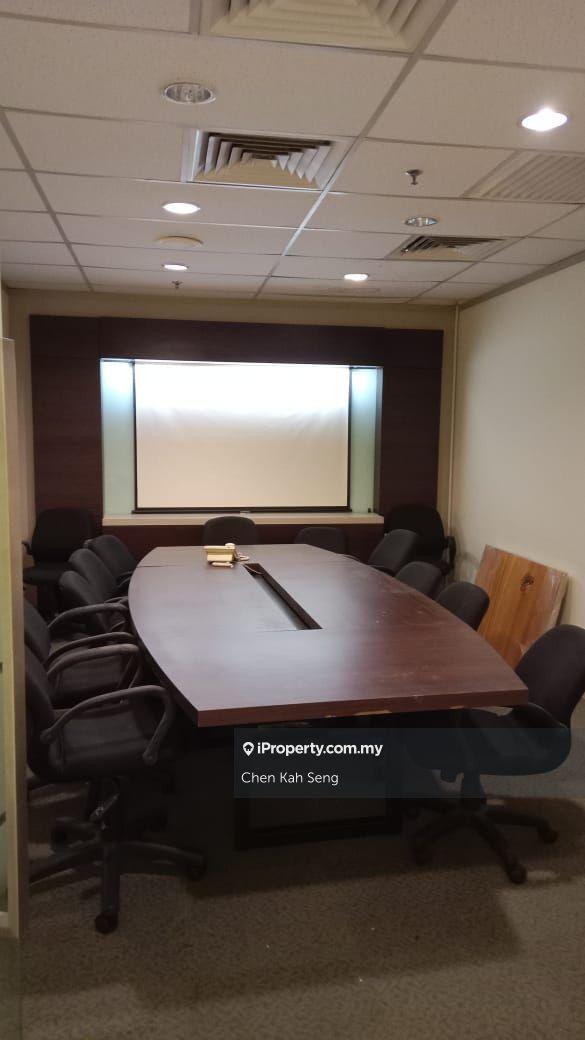 Office For Sale in Wisma UOA 2
