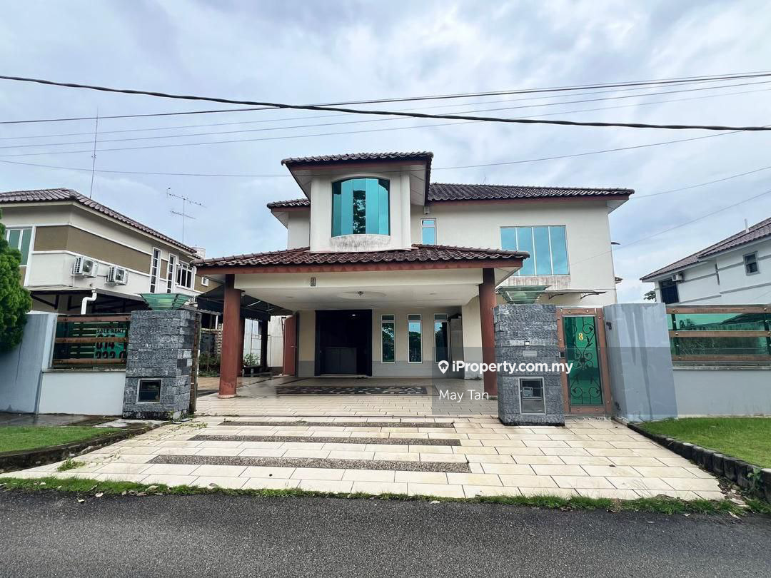 Double storey bungalow /Taman Saujana