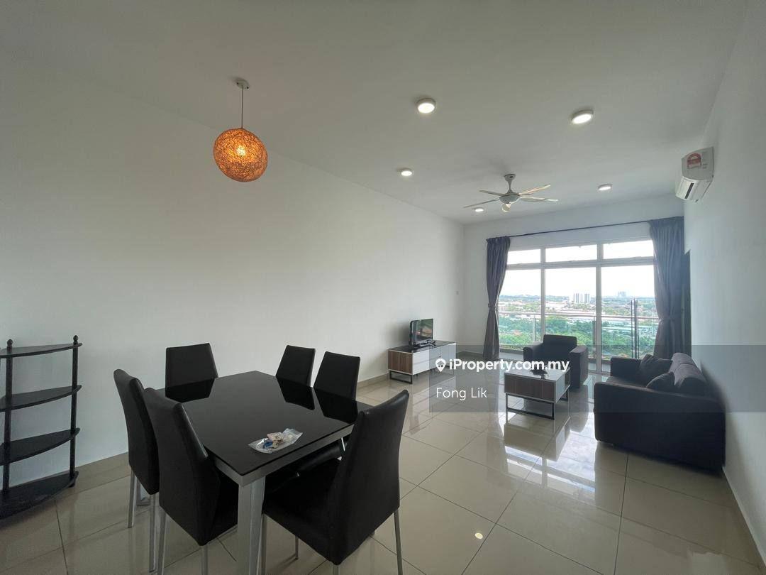 M Condominium @ Larkin level 15 nice view unit to for sell
