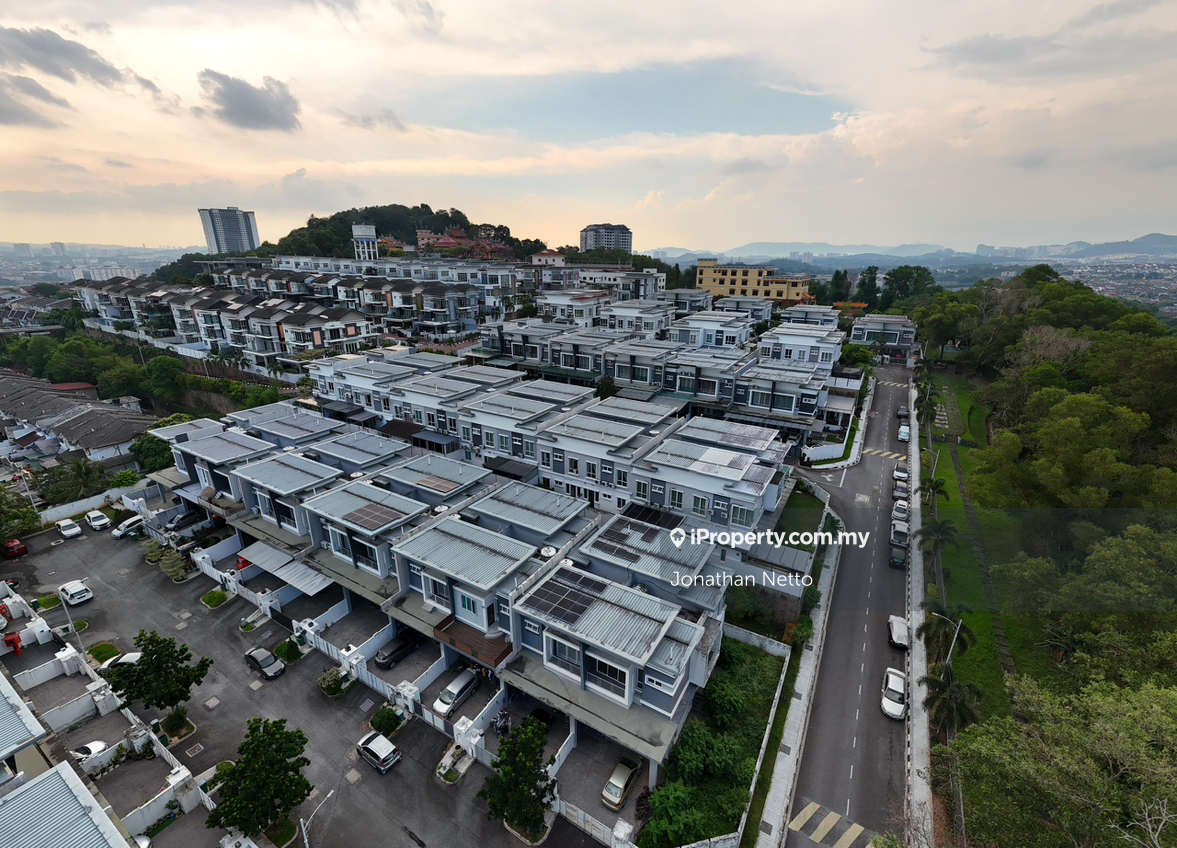 Ridgeview Residences Kajang Corner Lot