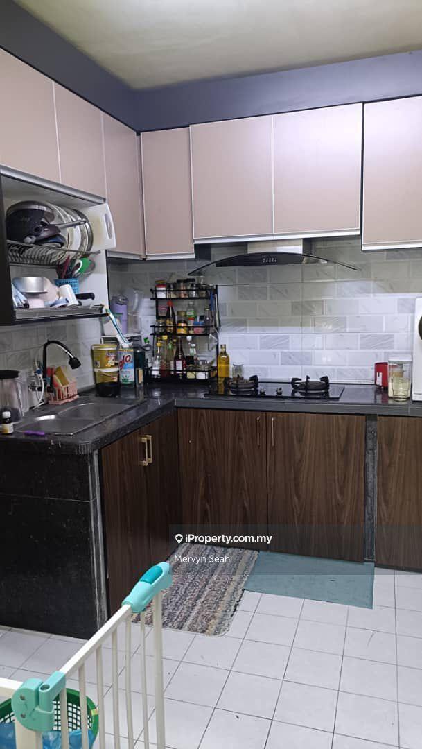 Desa Wangsa 700 Sqft Lower Floor Renovated Rare In Market Worth Deal