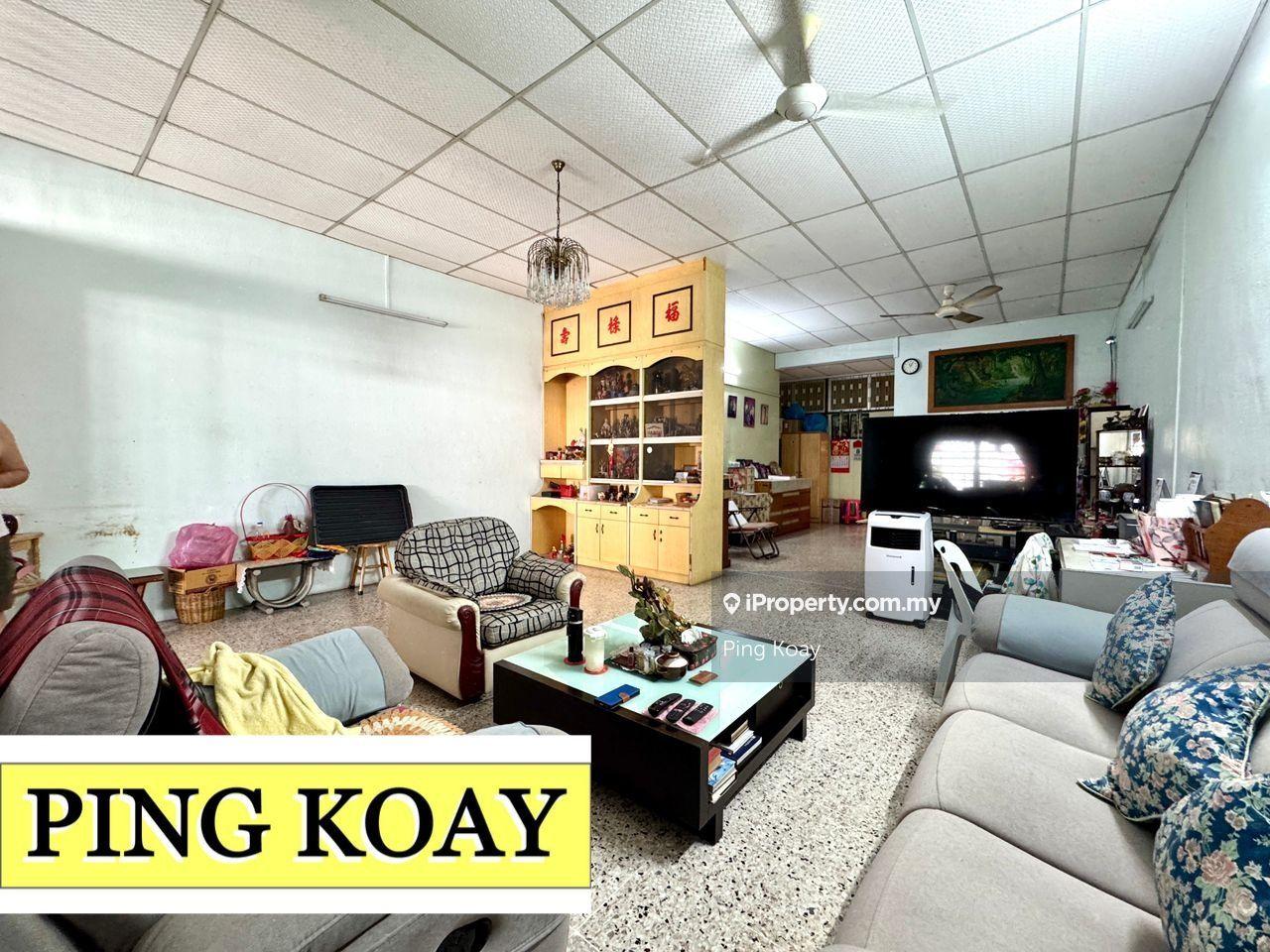 Close to Pulau Tikus market, Potential commercial used