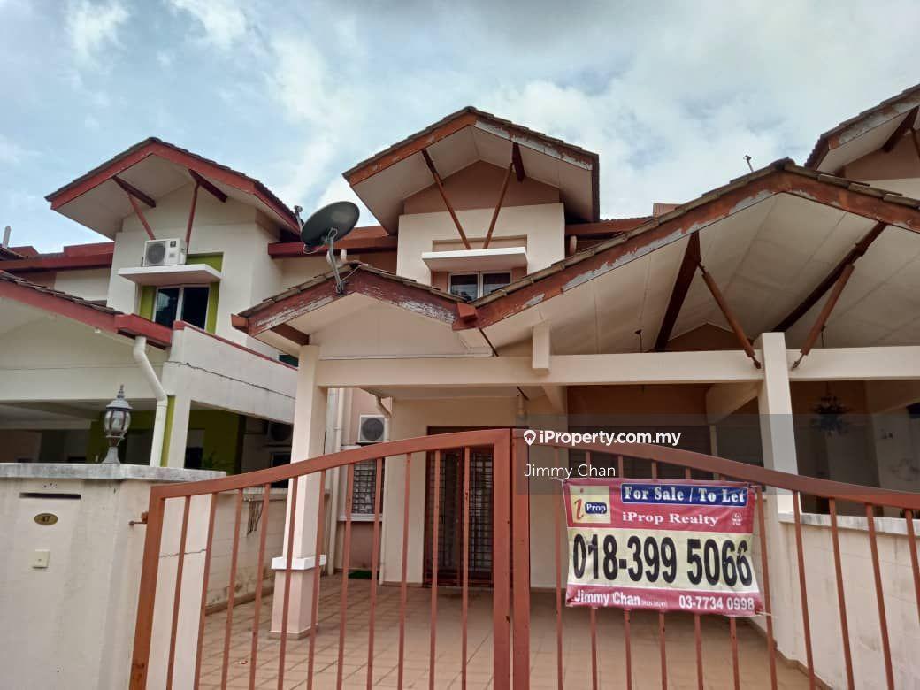 Double Storey Superlink For Rent
