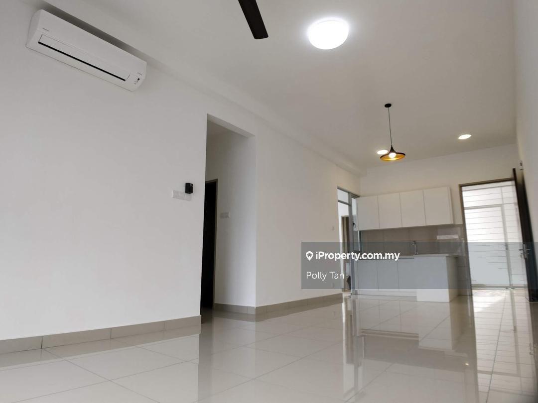 Villa Crystal @ Taman Sri Sinar 5minutes to Desa Parkcity.