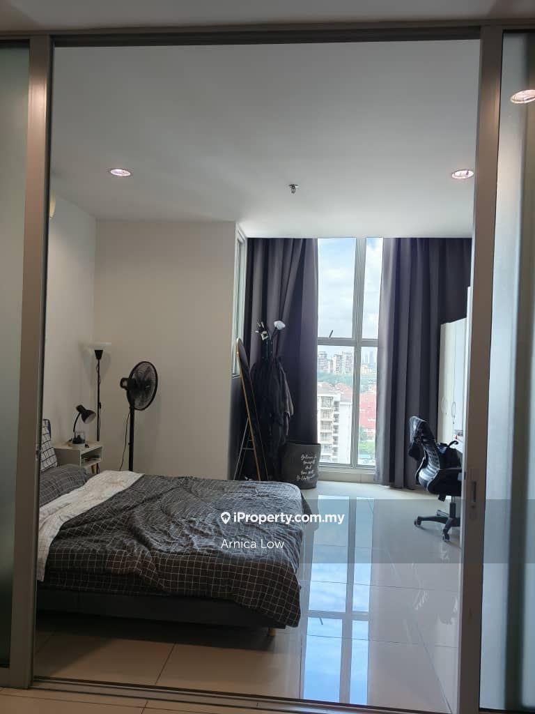 3 element @seri kembangan soho unit for rent