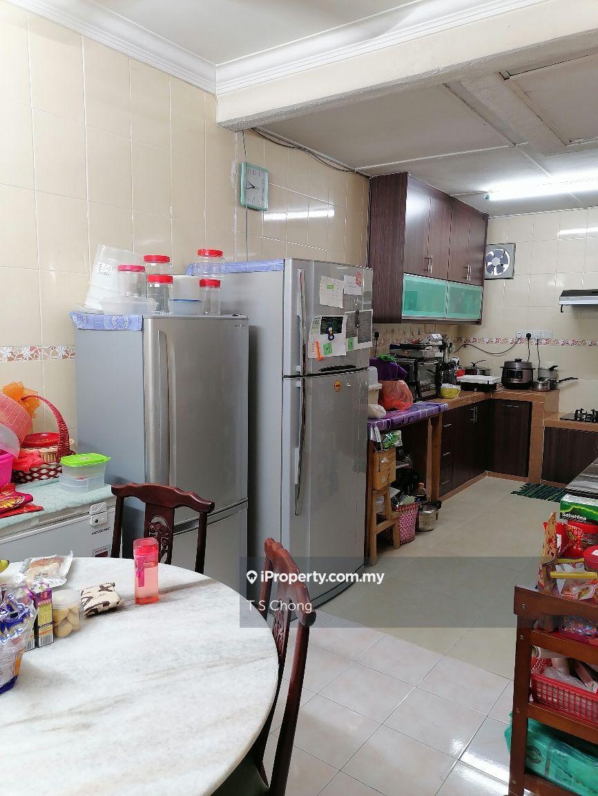2 Storey Fully Renovated