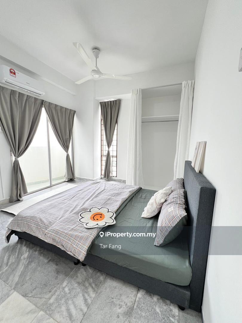 Room To Let
