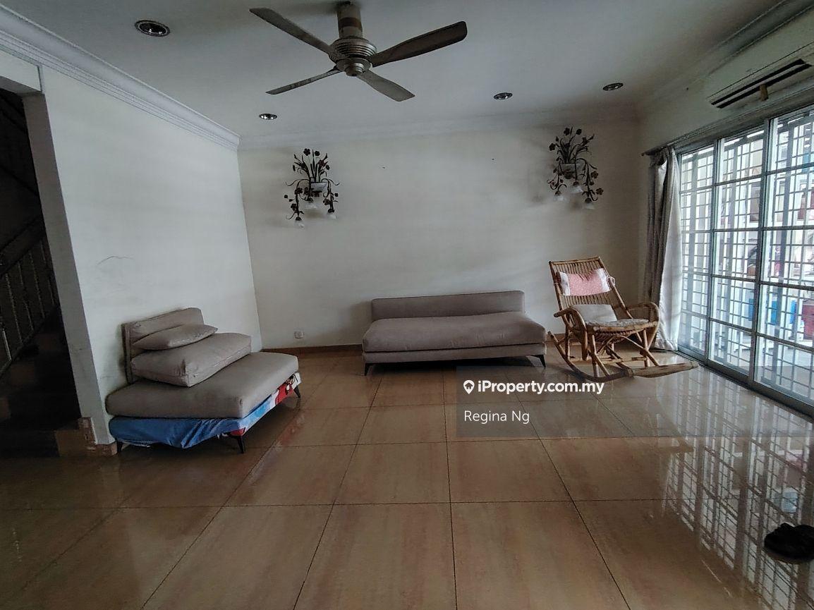 Gated and guarded 2 storey terrace house