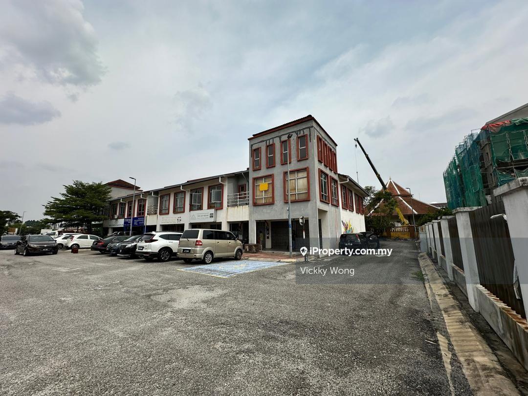 Desa Alam U12 Double Storey Corner Shoplot Non Bumi Leasehold For Sale