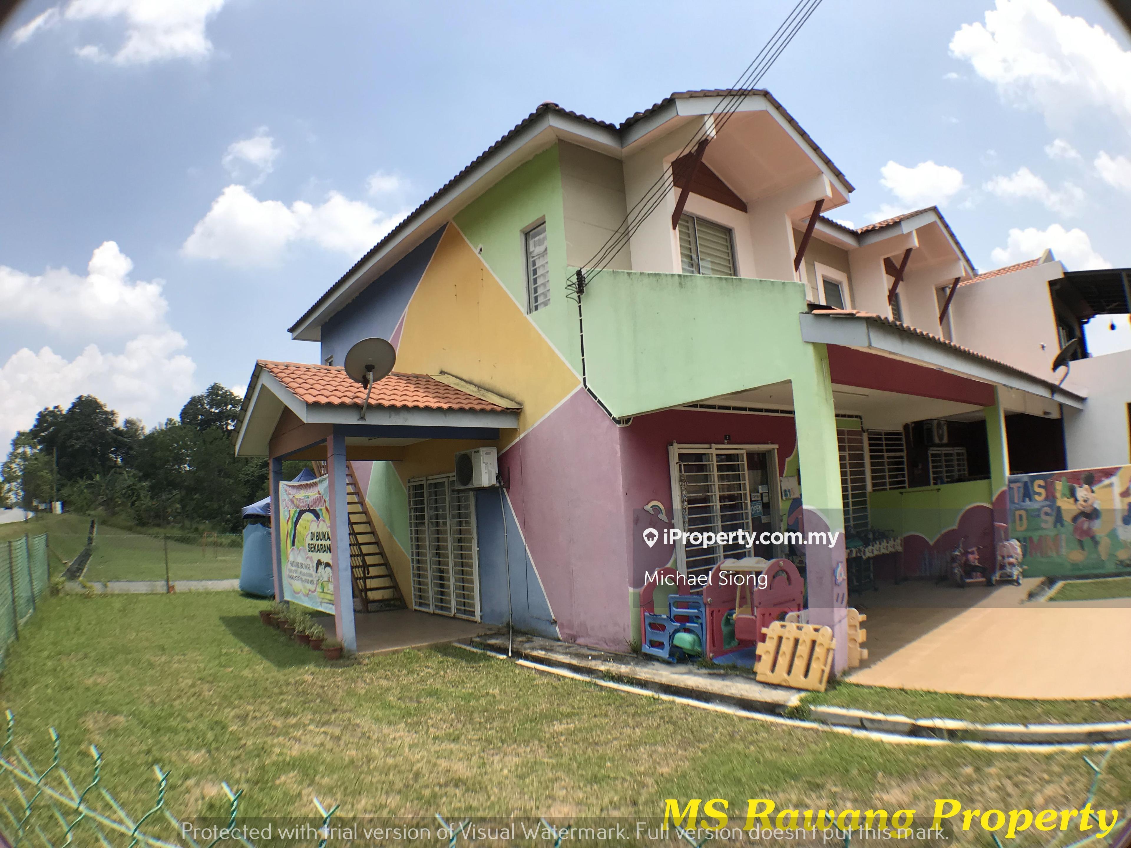 Corner desa mas unit