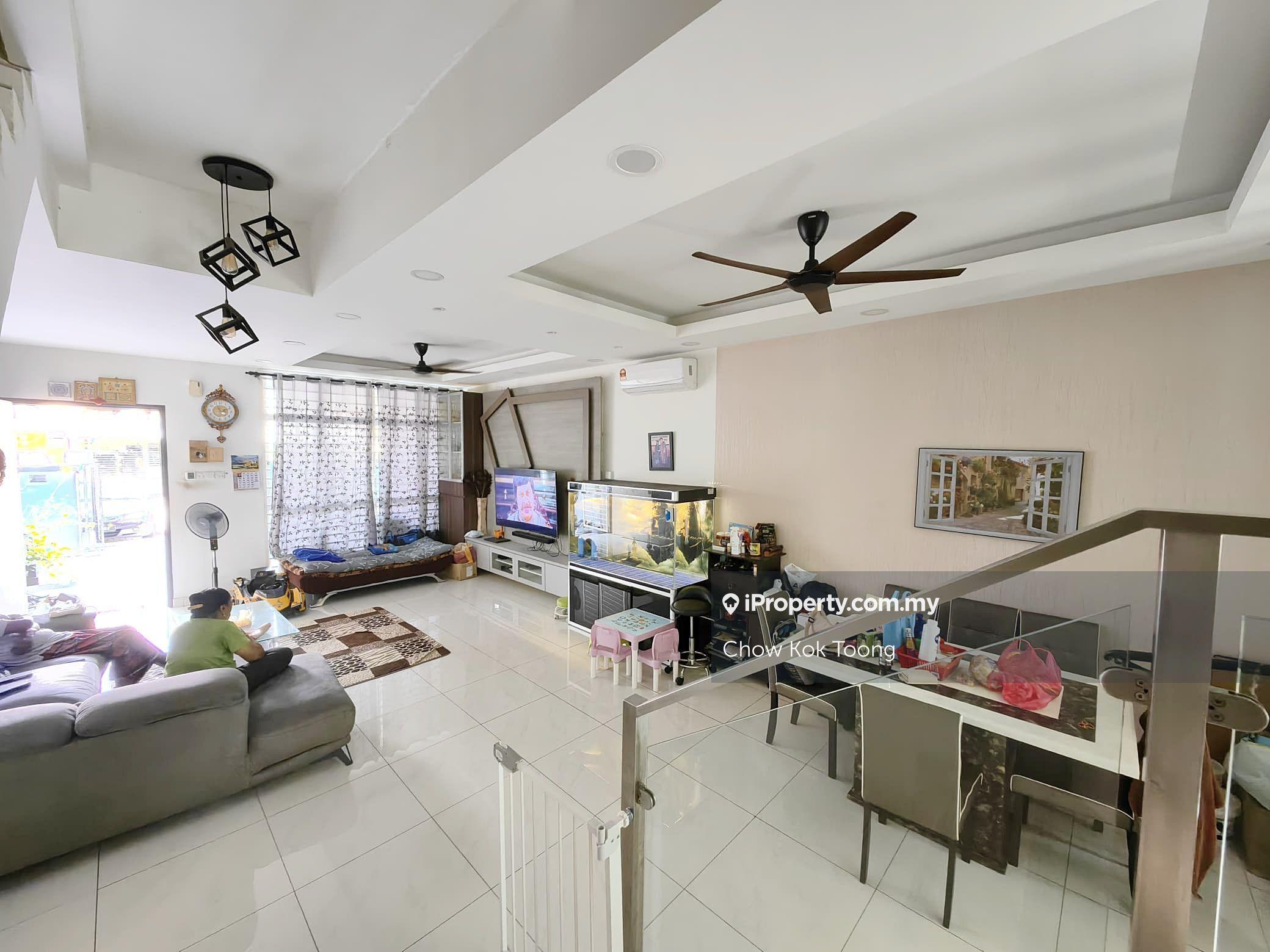 Reno Auto Gate 3 Storey Terrace House For Sale Saujana Puchong 8 Sp8