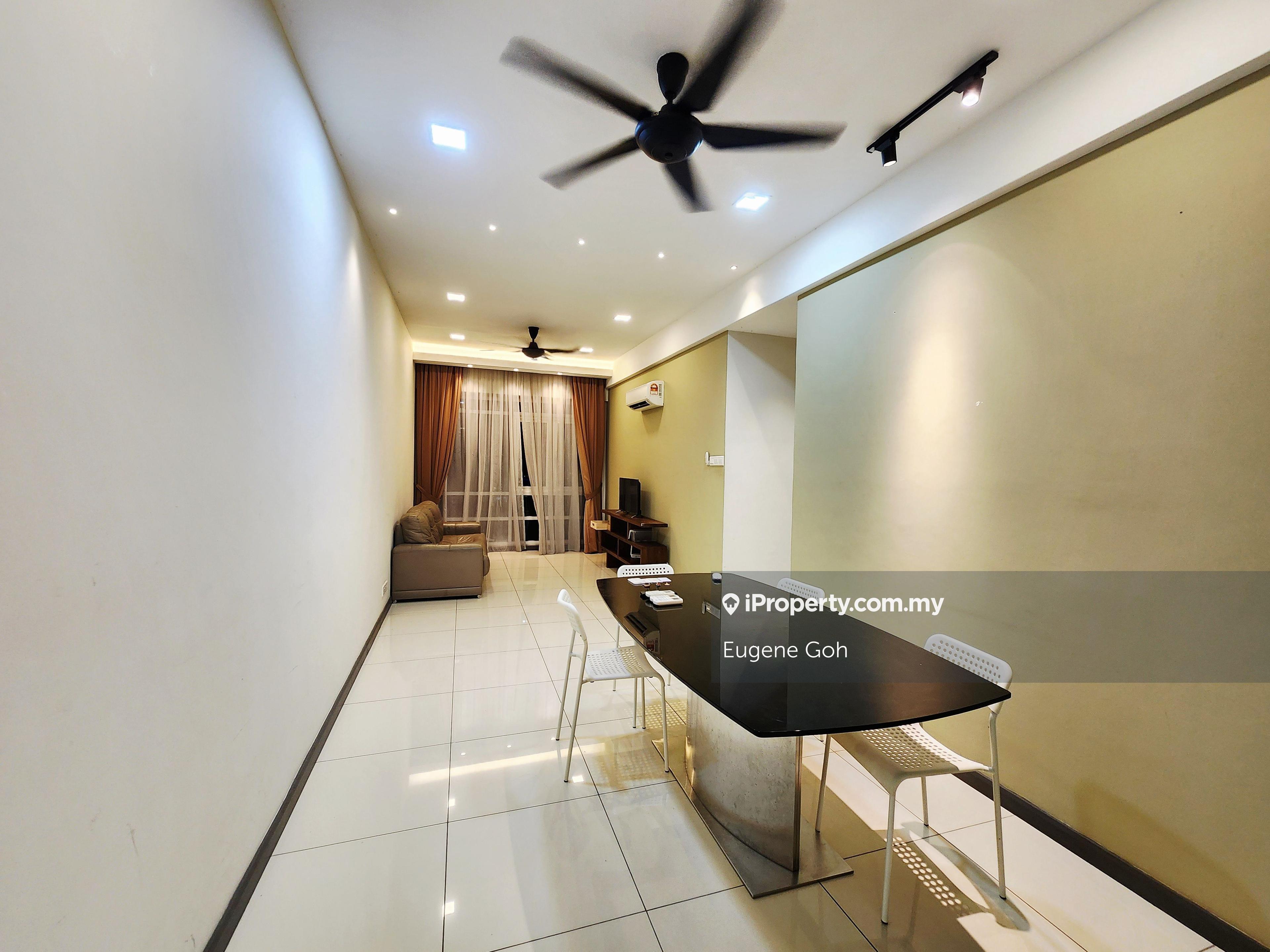 Actual Picture. Renovated. Own stay or Invest Return 5.2%. 3plus1 Room