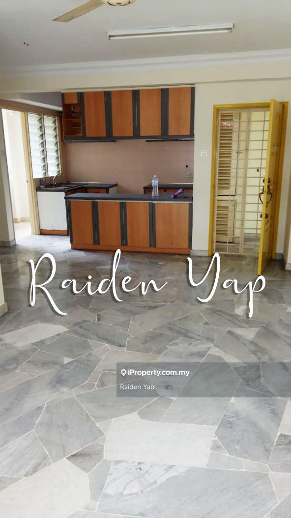 Freehold 3 rooms at Segambut, Easy Access to Desa Parkcity, Publika.