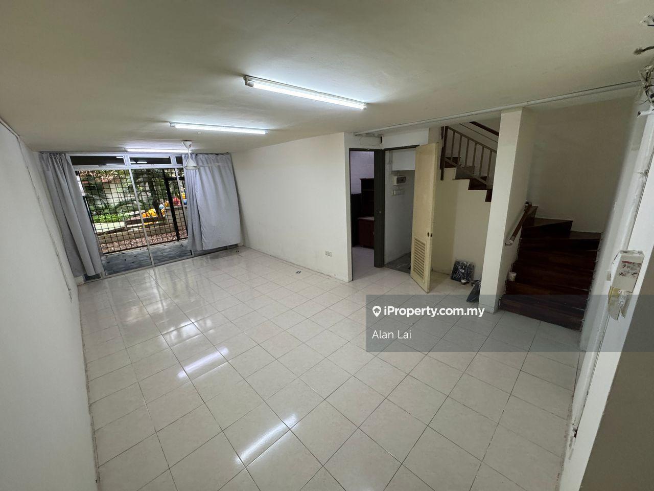 Best Buy cyberjaya Ground cyberia smarthome townhouse 2, townvilla 2