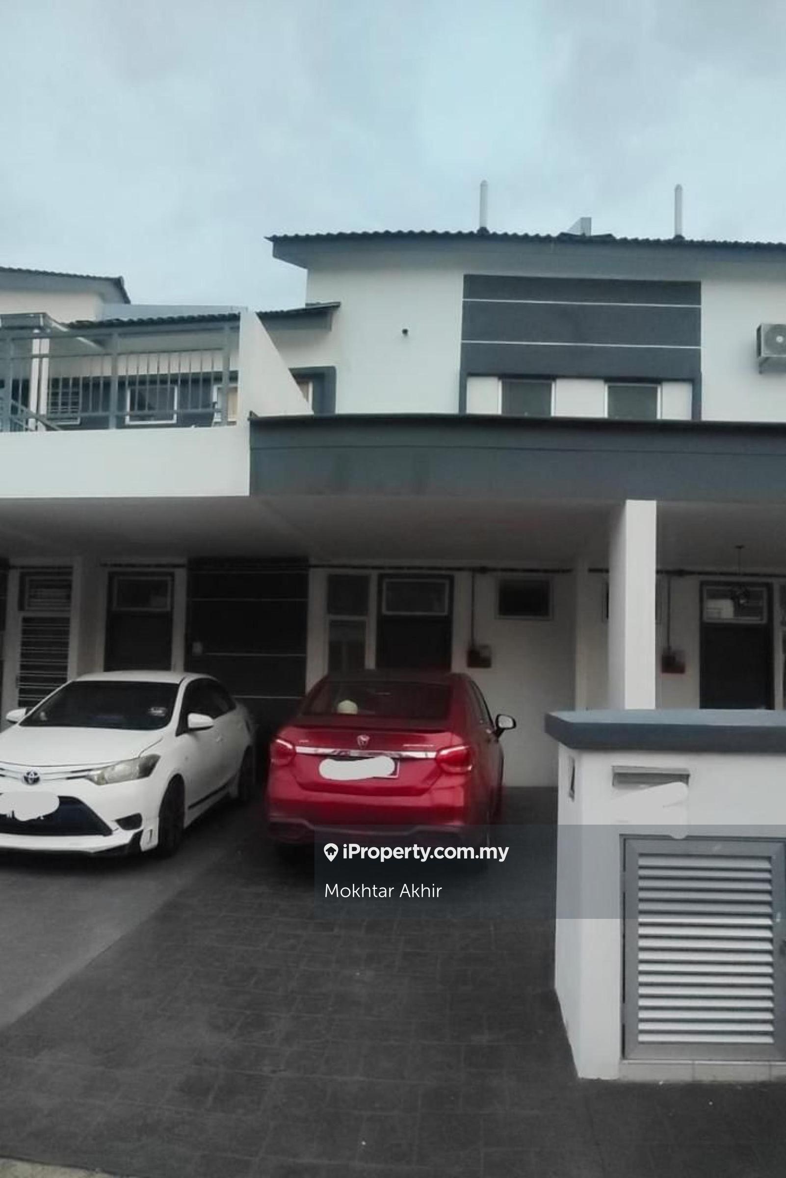 Ground Floor Kita Bayu Townhouse @ Cybersouth