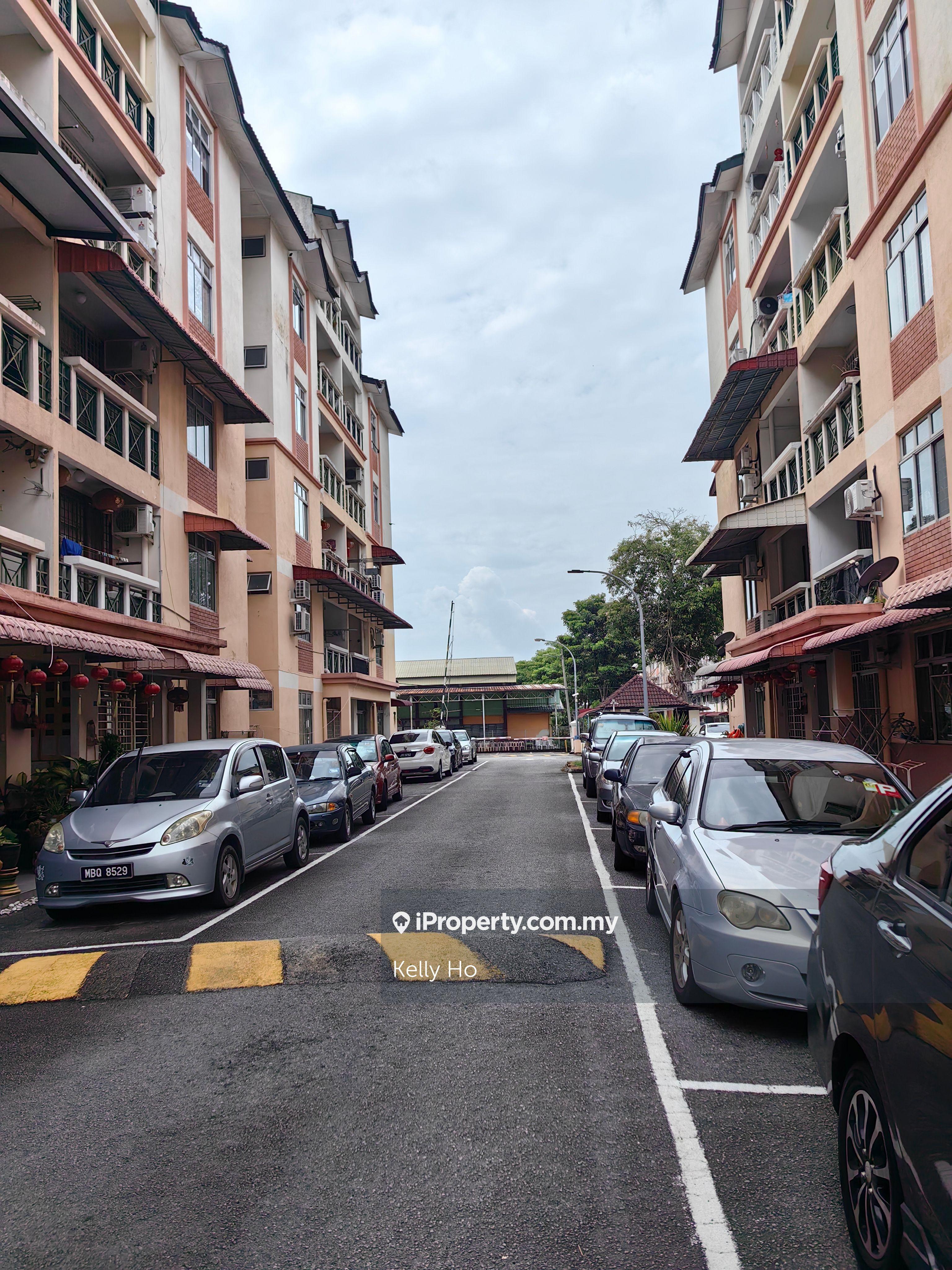 For Sale freehold pangsapuri puteri kesidang, 3bedroom 2bathroom