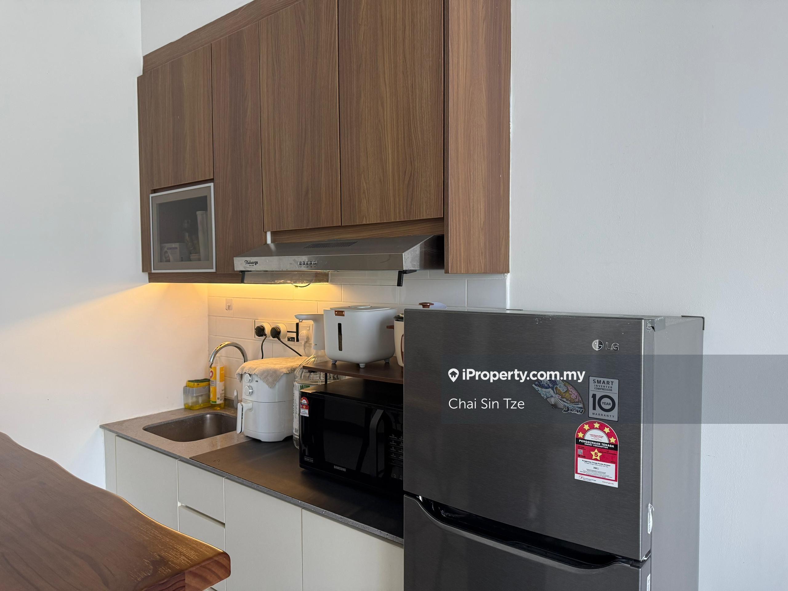 Studio Unit for Rent at The Podium