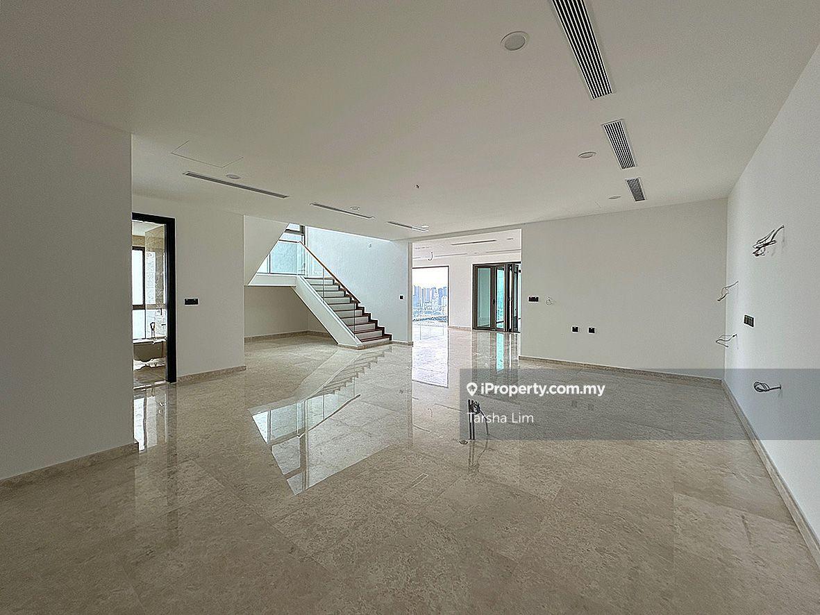Unique duplex unit with great bangsar unblocked view and private pool
