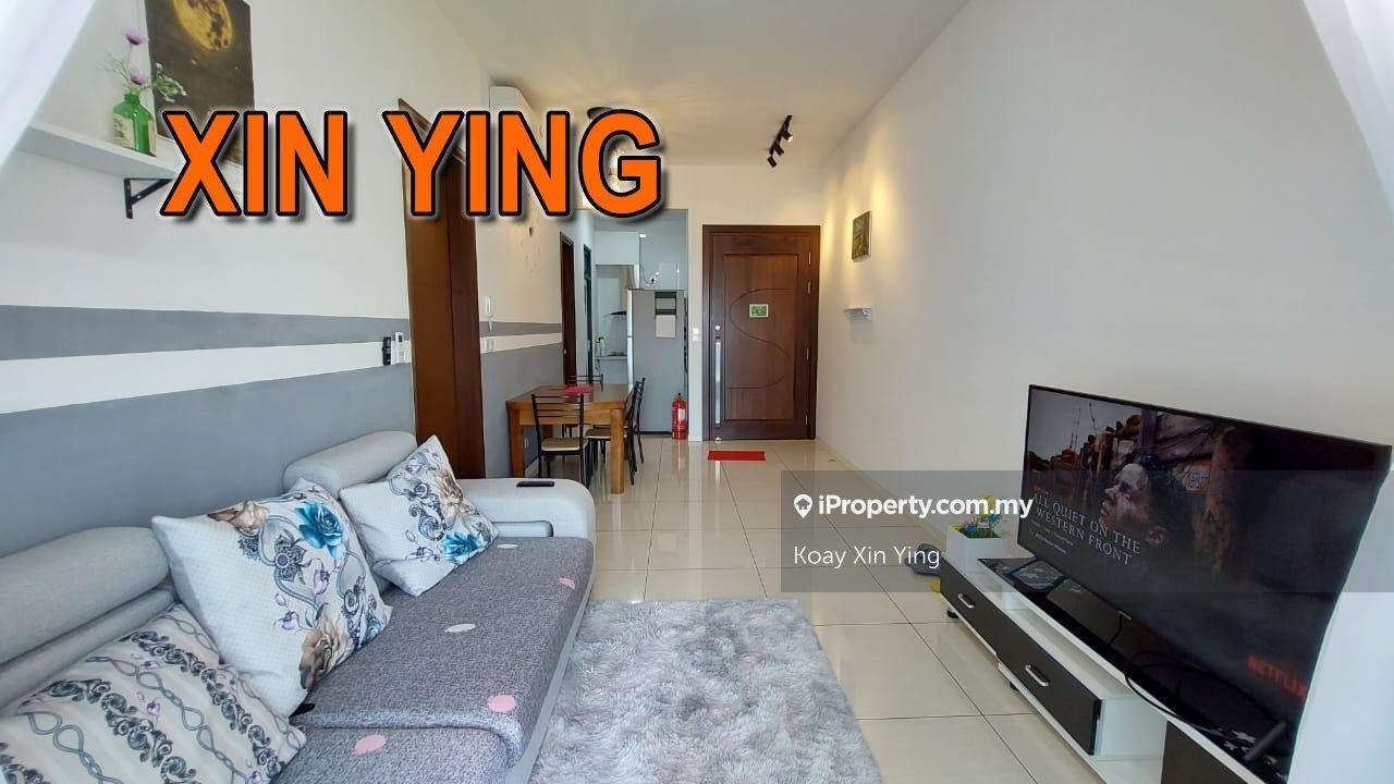 Queens Residence Studio Furnished With Carpark, Good Deal!!