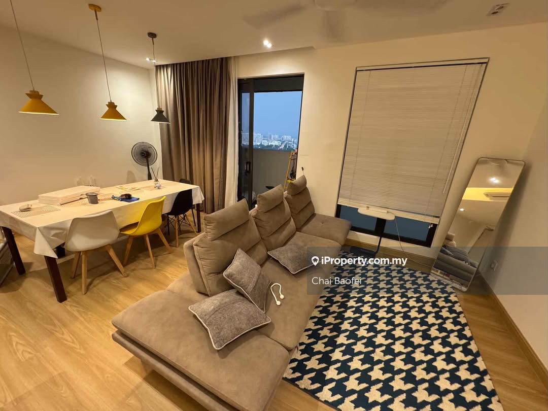 Fully furnished, ready to move in
