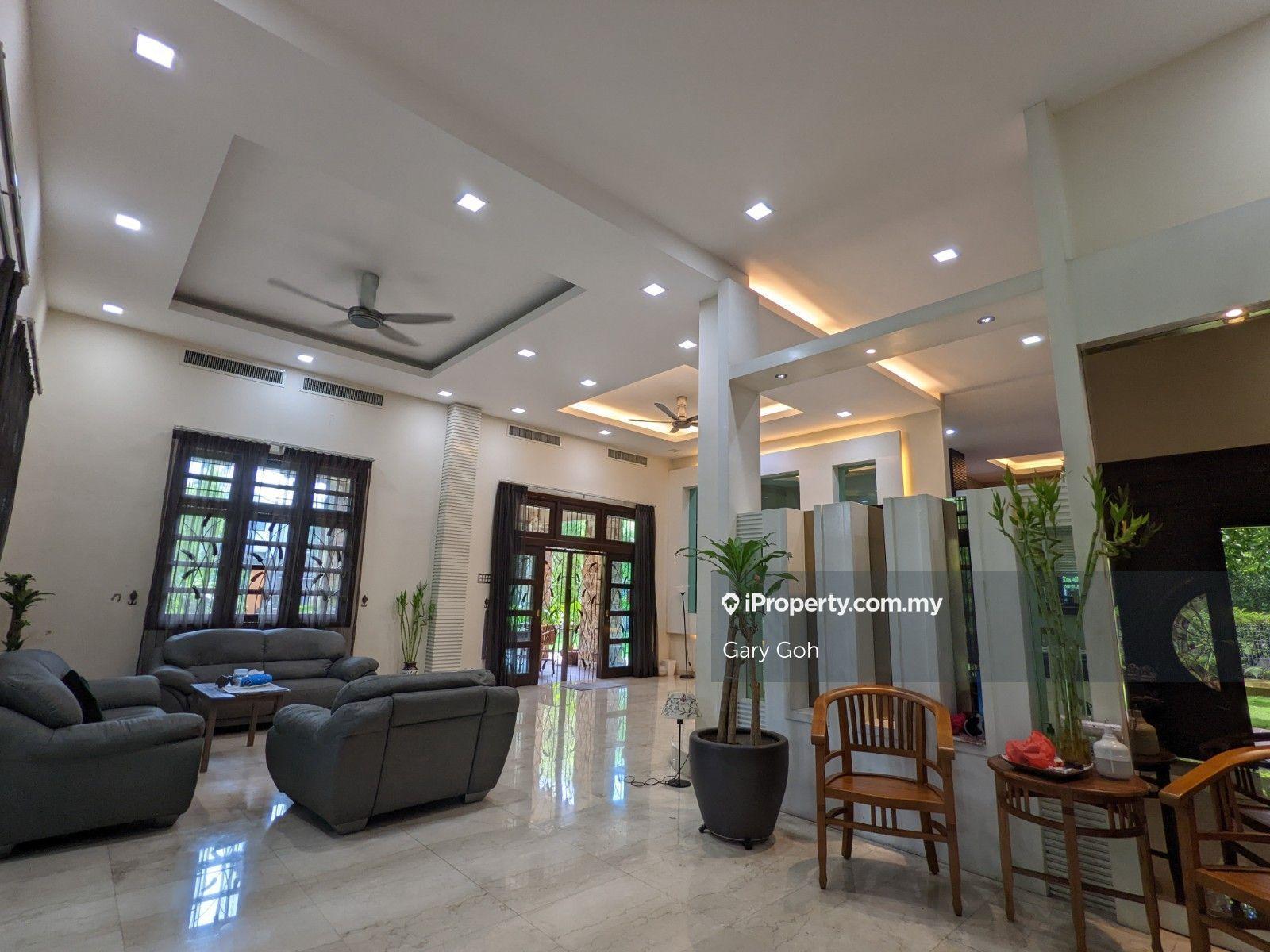 Lakeview Bungalow house for sale