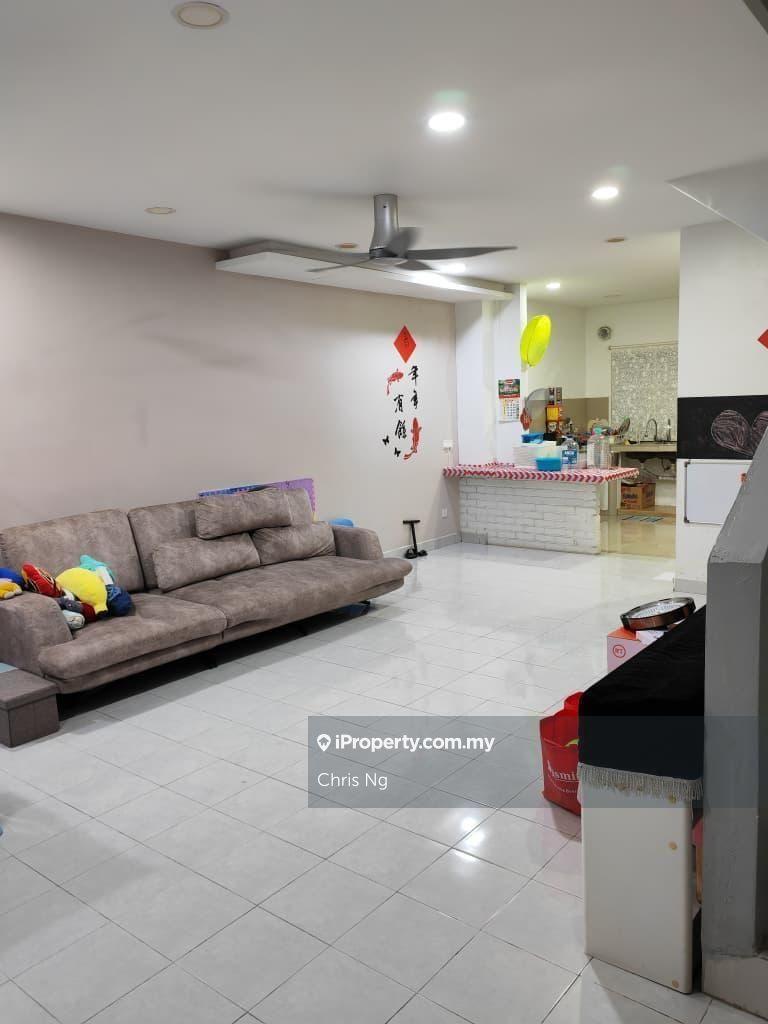 Partial Furnished 2 Storey  Greenhills 3 Bukit Rimau Kota Kemuning 