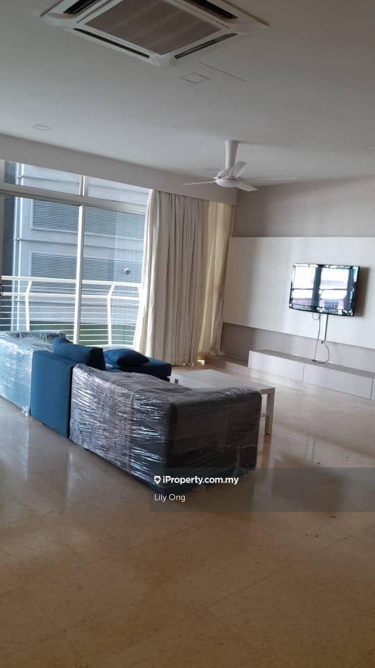 Very cheap, beautifully renovated and furnished.  Must view