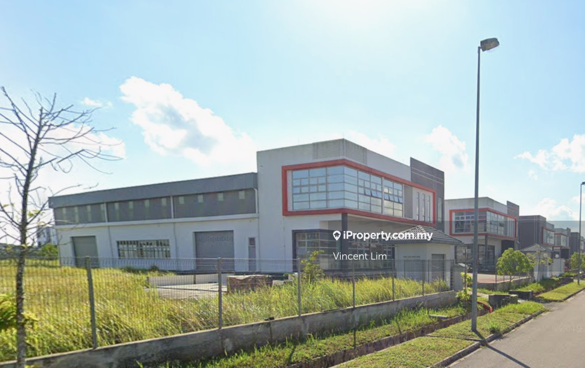Iparc ptp Detached Factory (corner lot)